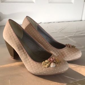 Vintage inspired heels